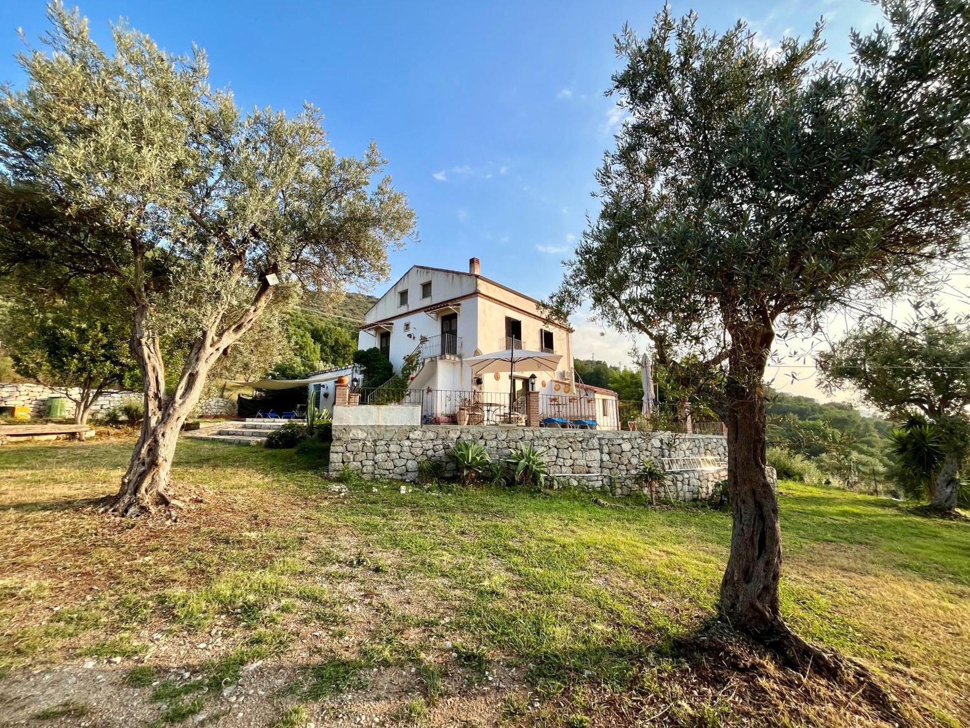 Agriturismo Serre Sant'Agata di Militello Exterior photo